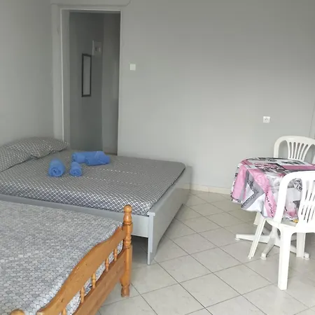 Ξενοδοχείο με διαμερίσματα Marmelada